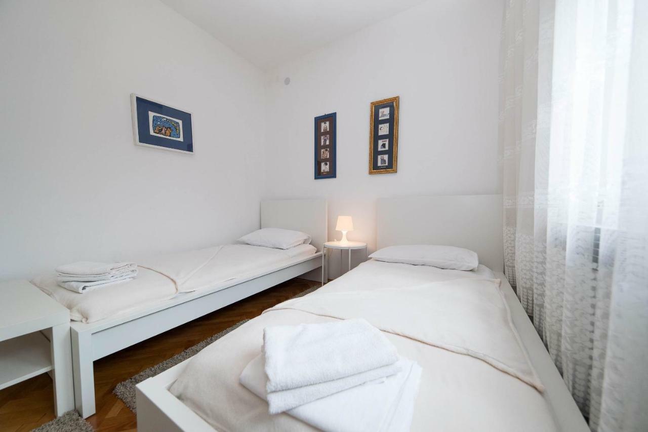 Apartmani Ruzica 茨里克韦尼察 外观 照片